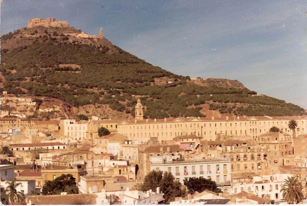 VUE D ORAN ET DE SANTA CRUZ.JPG